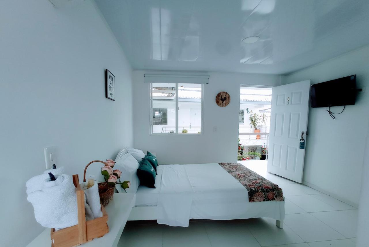 Hotel Boutique Los Remansos パルミラ エクステリア 写真